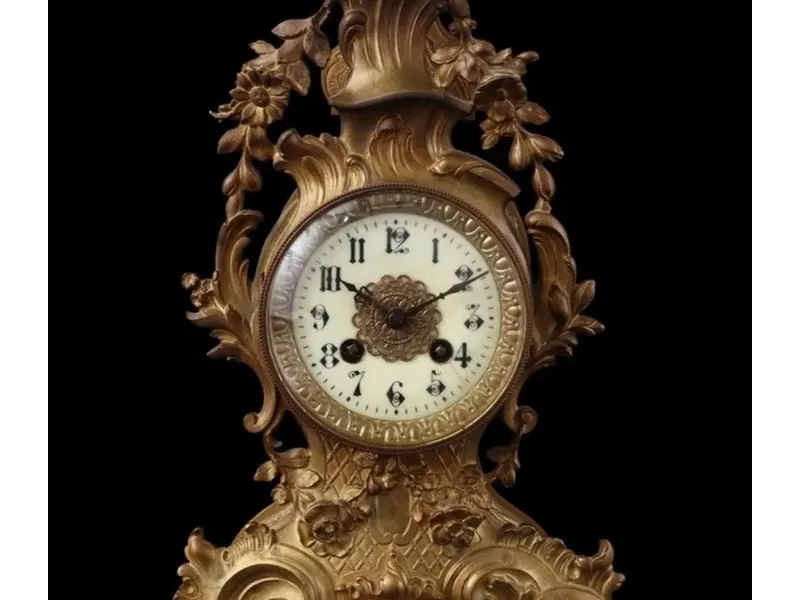 Антикварные каминные часы Рококо 1880